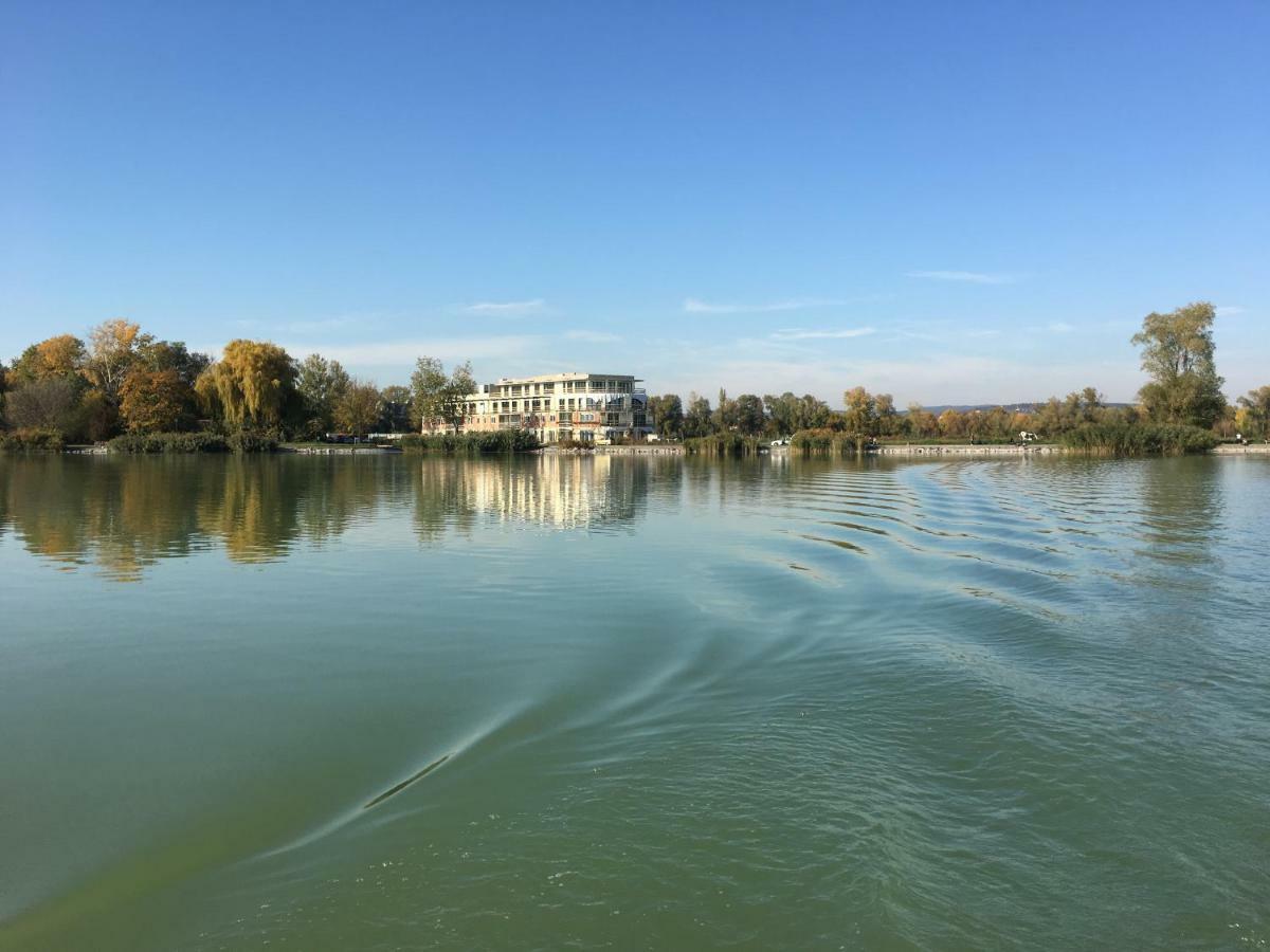 Andre & Moni Apartment Balatongyörök Екстериор снимка